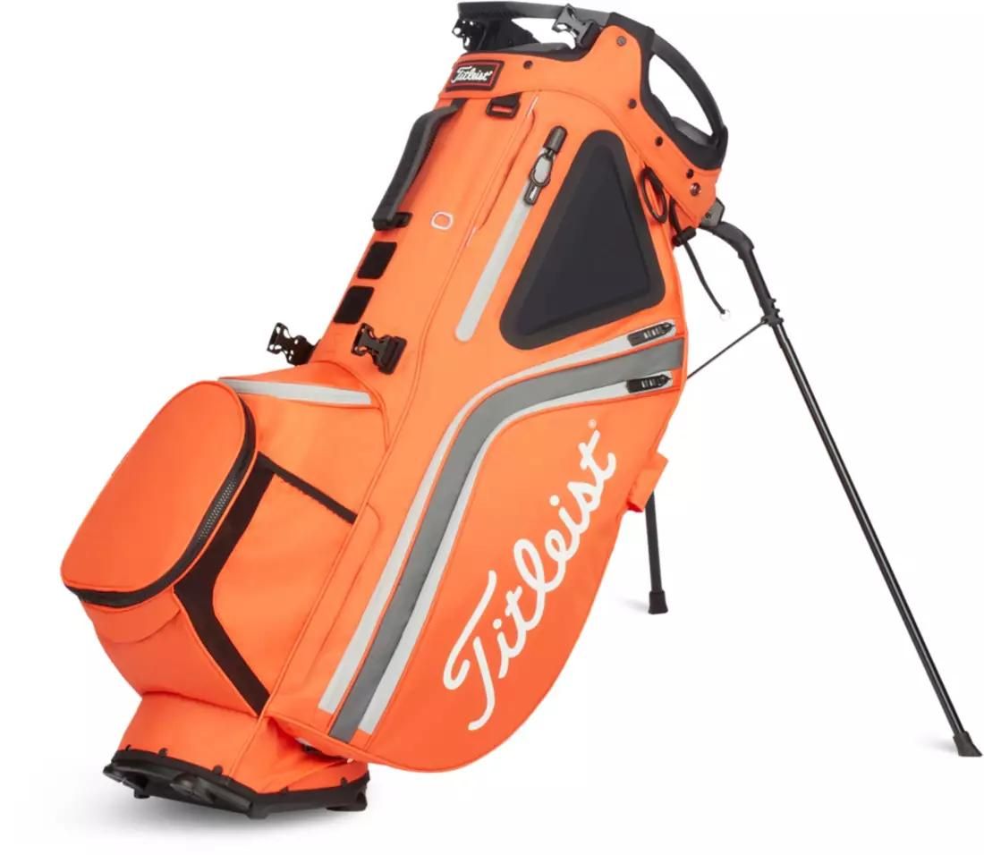 8 Best Women's Golf Bags, According To Golfers And Online Reviews