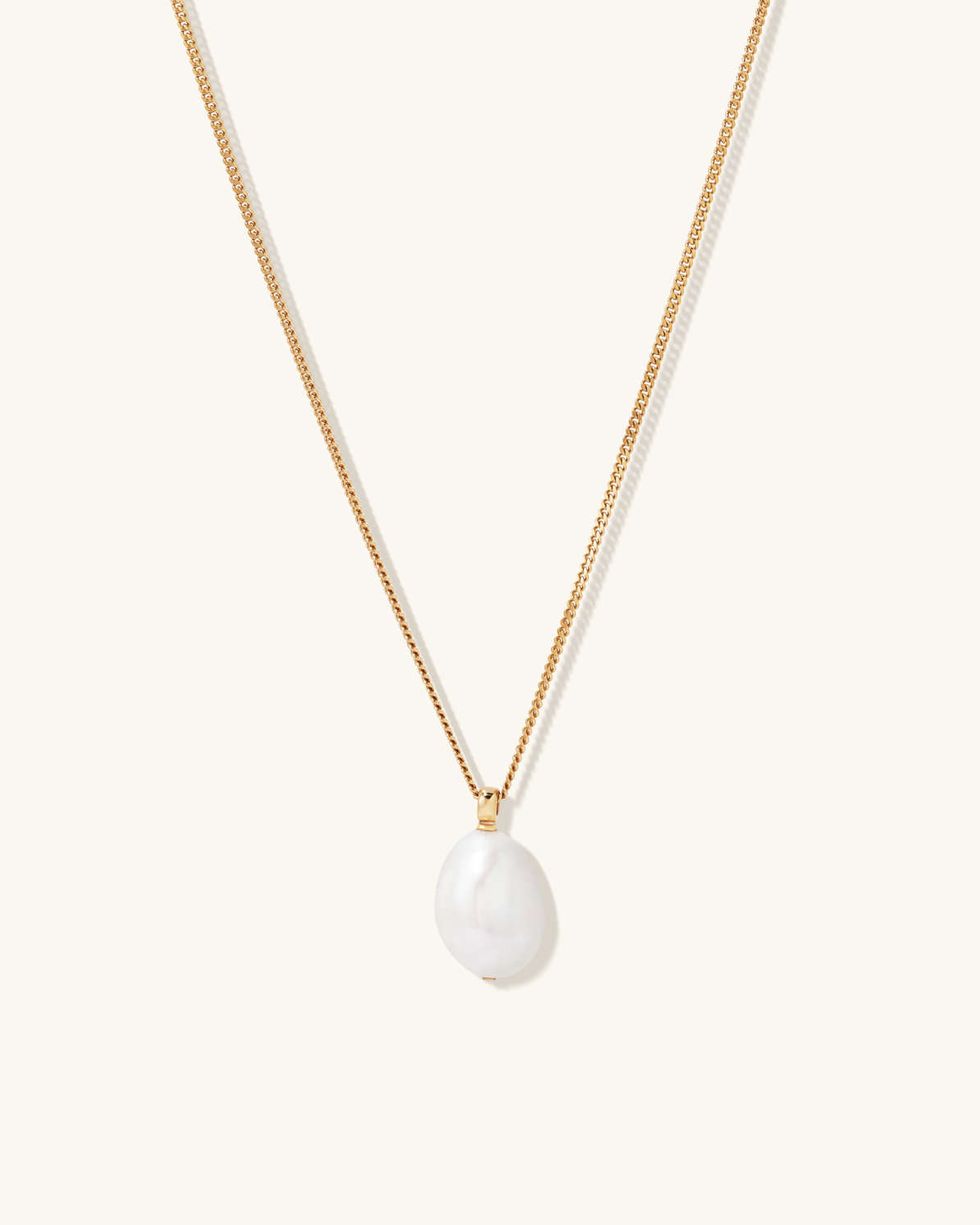 17 Best Dainty Necklaces to Wear Daily - Shop Dainty Necklaces