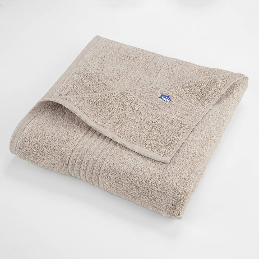 Southern Tide Performance Bath Towel