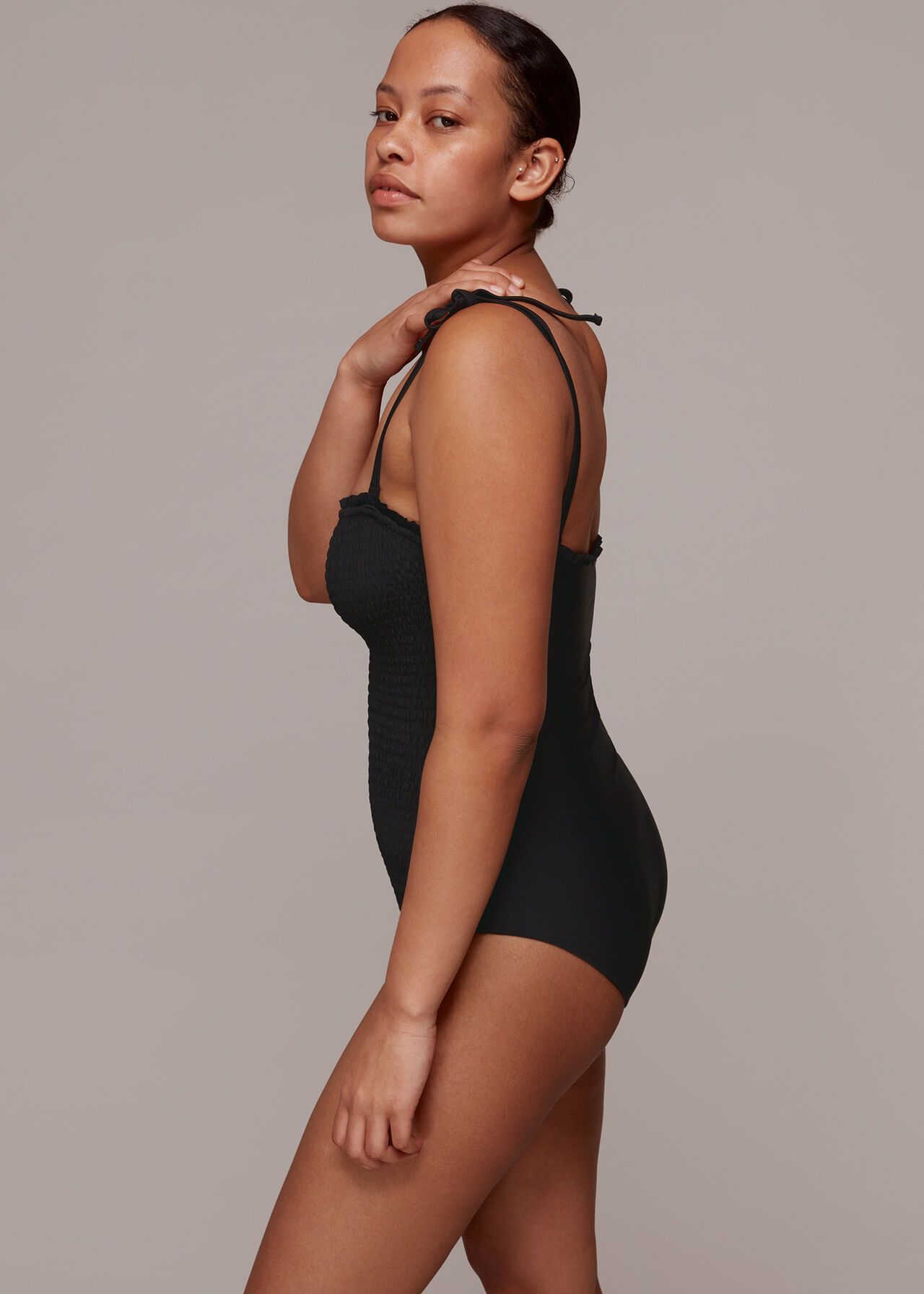 Best one sale piece black swimsuit