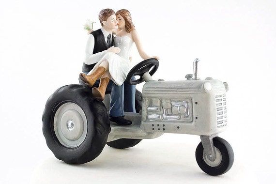 15 Best Wedding Cake Toppers of 2023 15 Best Wedding Cake Toppers of 2023