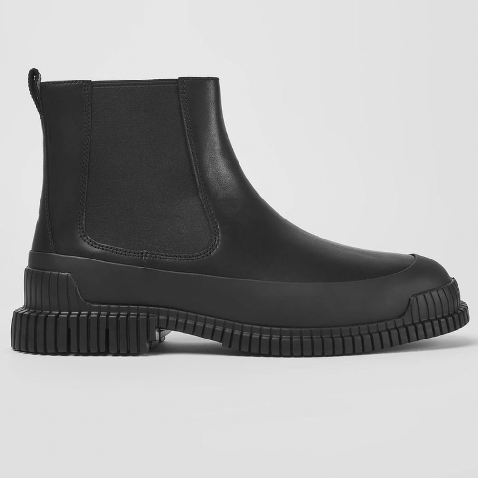 17 Best Waterproof Shoes for Men 2023 - Top Men's Rain Boots and Sneakers