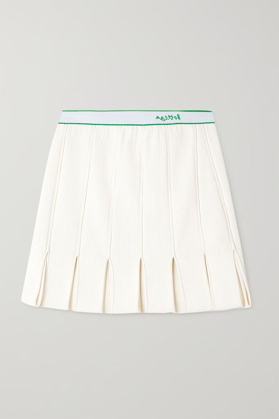 「大人系」迷你裙推薦：Bottega Veneta 網球風格迷你裙