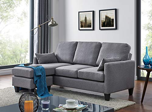 Un sofá cama con chaise longue
