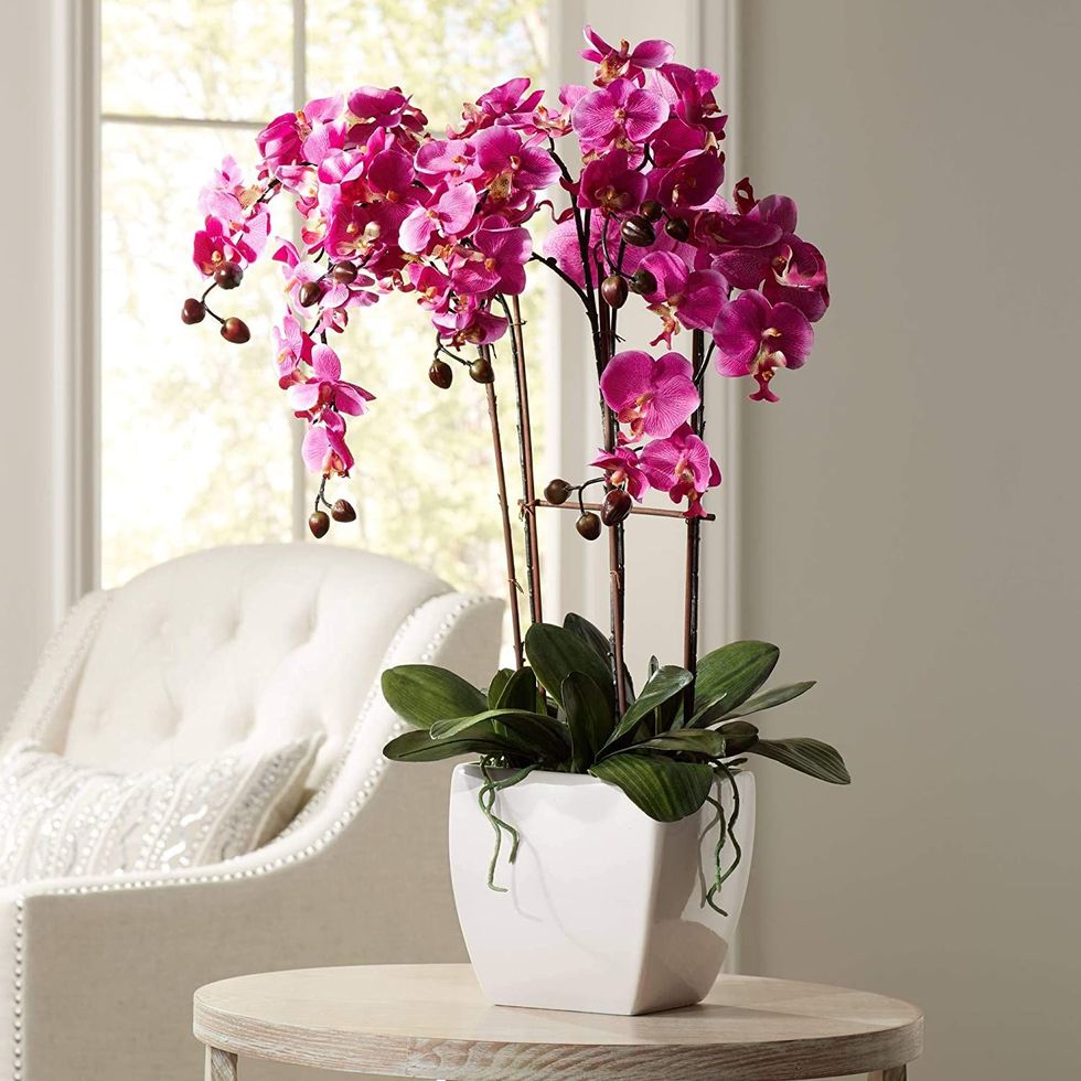 Best Artificial Flowers of 2022: Where to Buy Fake & Silk Flowers to Set  the Tone in Your Space, Architectural Digest