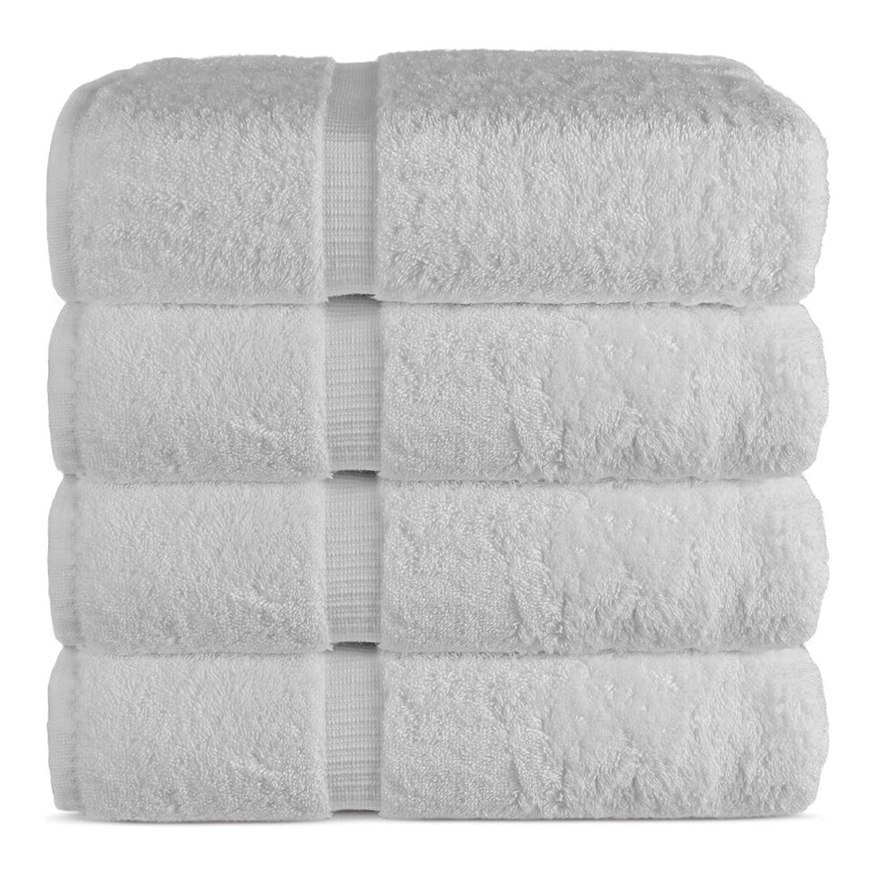 The Cotton Paradise Bath Towels Are 43% Off at