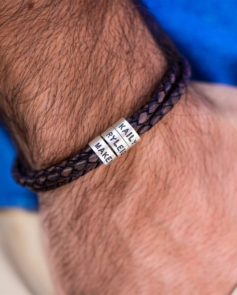 20 GIFT FOR NEW DAD FROM WIFE THAT WILL COMPLETELY SURPRISE HIM 28 1654807796 m big 110 03 2502
