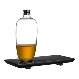Whiskey Bottle with Wooden Tray Whiskey Bottle with Wooden Tray
