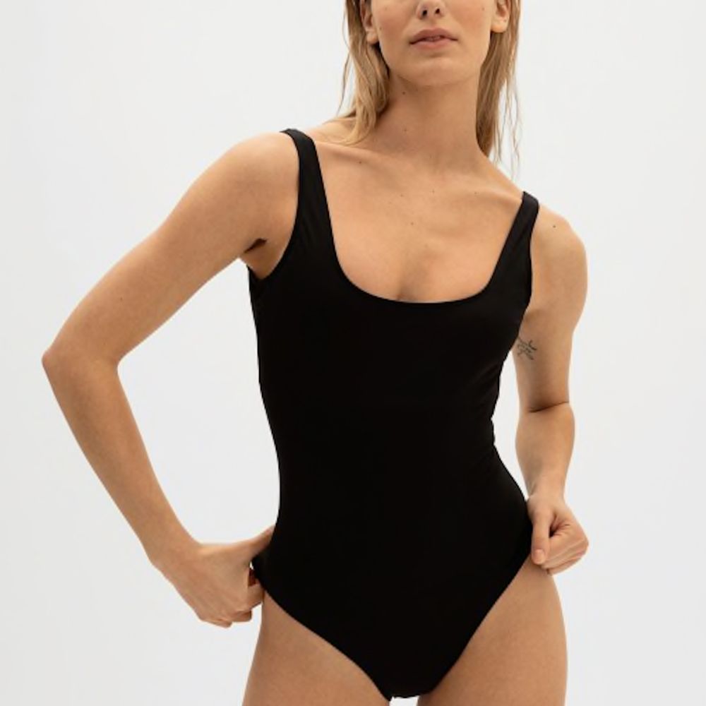 size L-XL Vintage Oversize Black and White One Piece Swimsuit brand SPEEDO