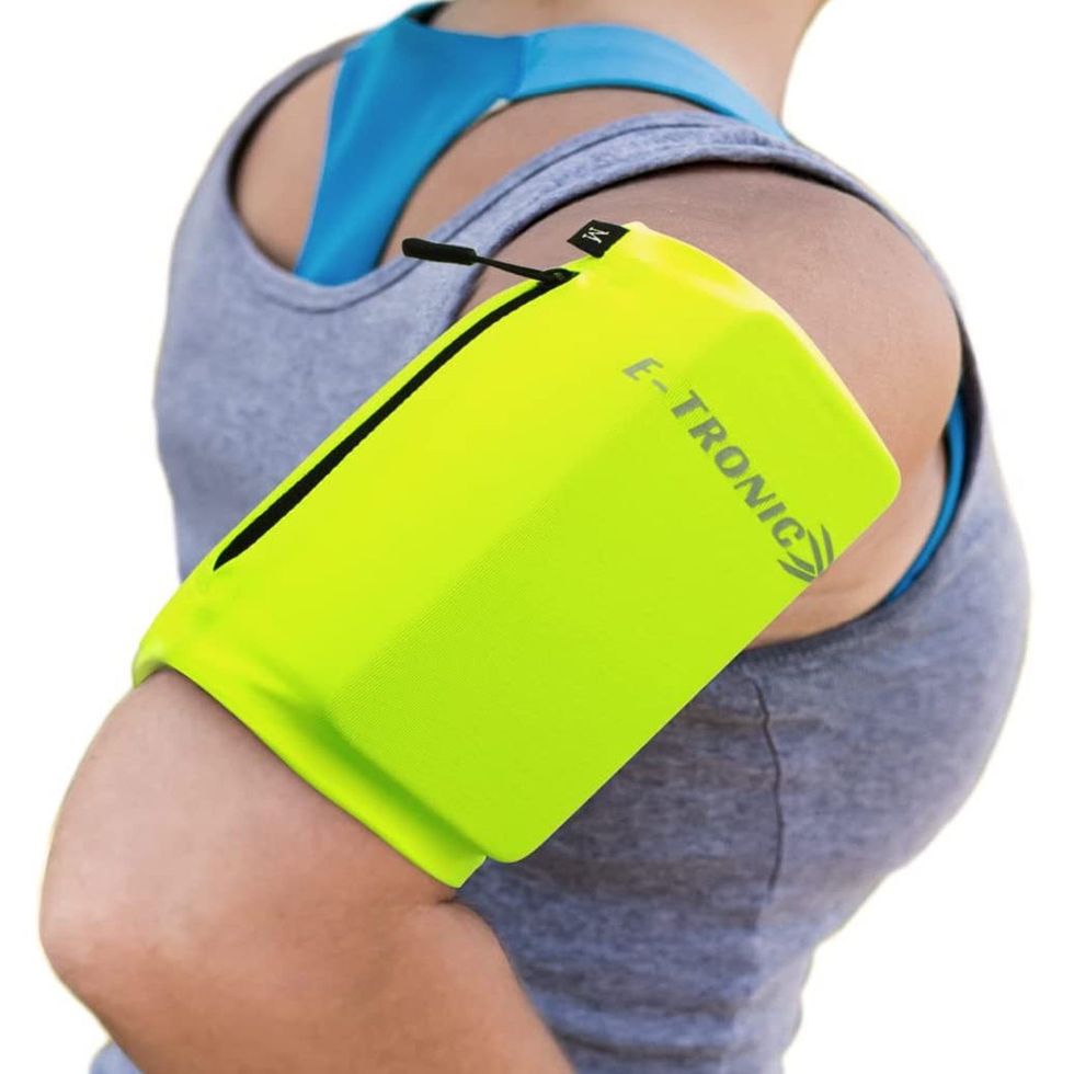 6 Best Phone Armbands for Running in 2019 - Arm Cell Phone Holders