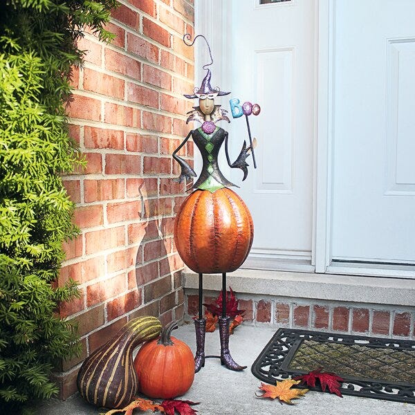 73 Easy Outdoor Halloween Decorations To Buy Or Diy 2022