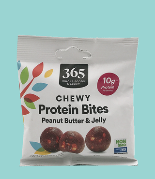 Chewy Protein Bites, Peanut Butter & Jelly