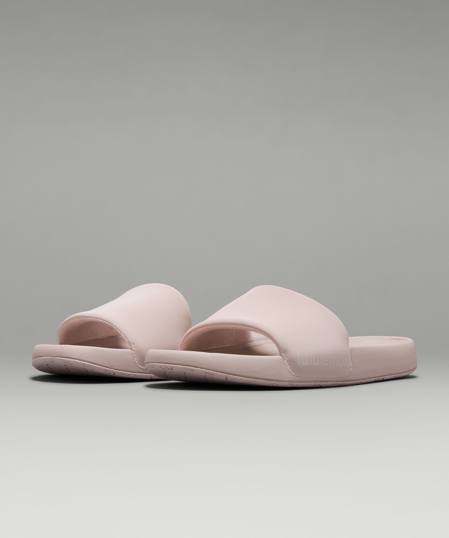 Comfiest flip flops online womens