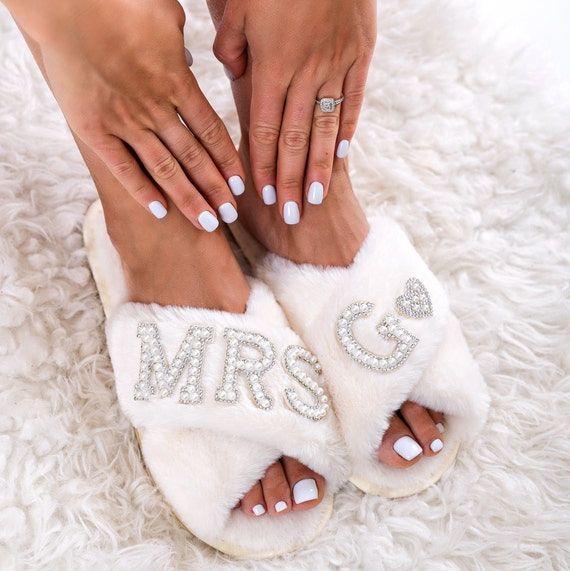 ‘Mrs.’ Pearl Fluffy Bridal Slippers