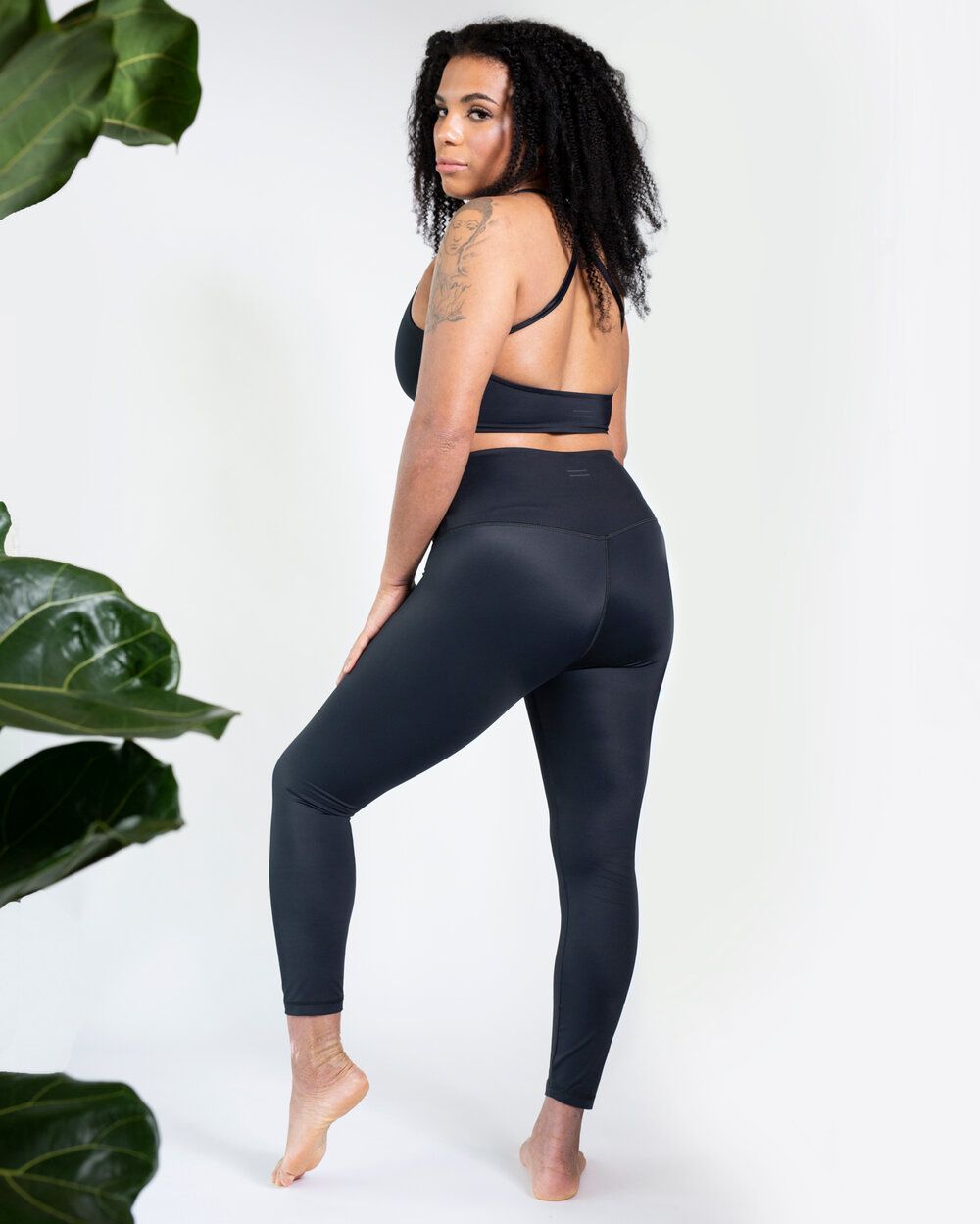 13 Plastic-Free, Natural Activewear Brands That Are Sustainable