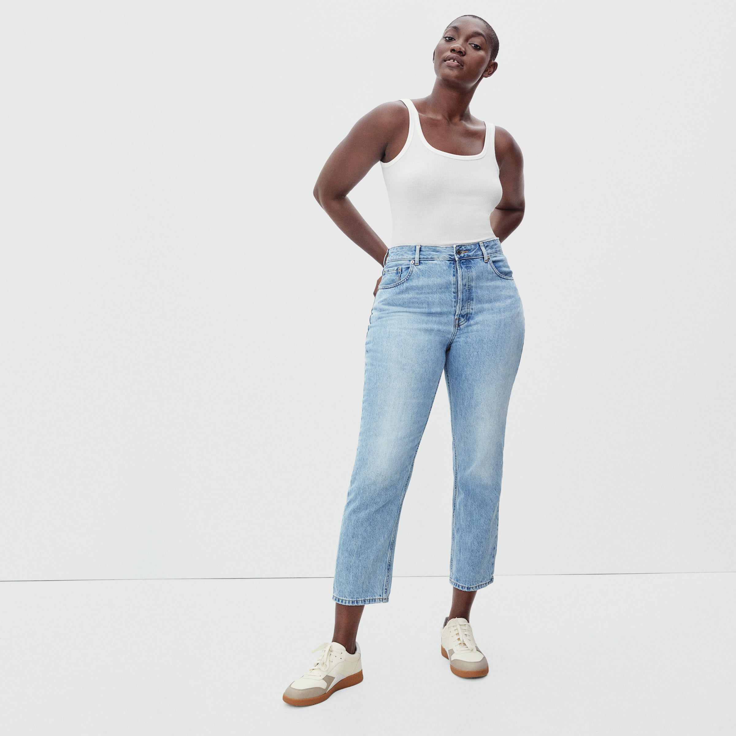 The 7 Best Curvy Jeans for Curvy Bodies