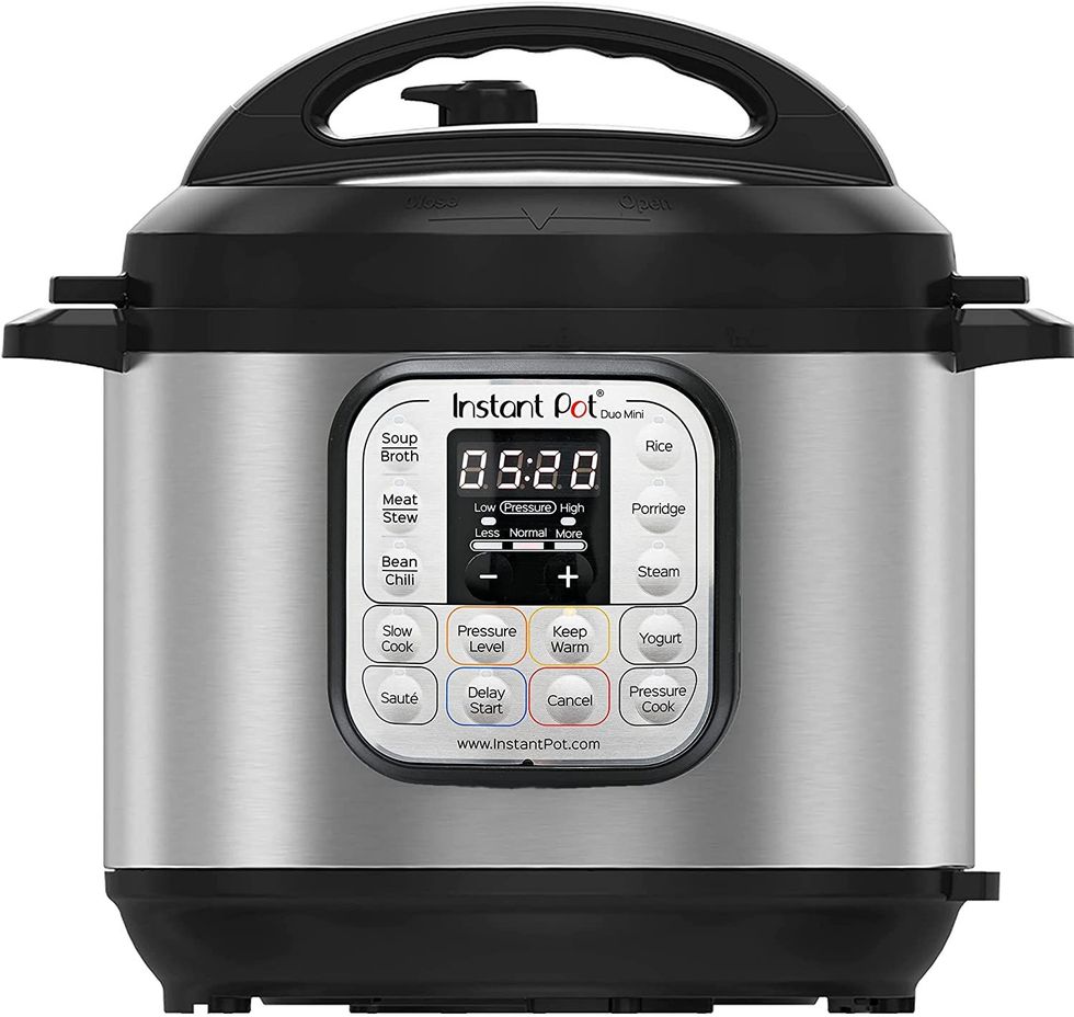 https://hips.hearstapps.com/vader-prod.s3.amazonaws.com/1657606878-instant-pot-duo-7-in-1-amazon-prime-day-1657606802.jpg?crop=1xw:1xh;center,top&resize=980:*