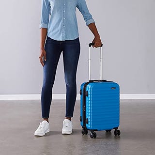 Amazon Basics 21-Inch Hardside Spinner, Blue Amazon Basics 21-Inch Hardside Spinner, Blue