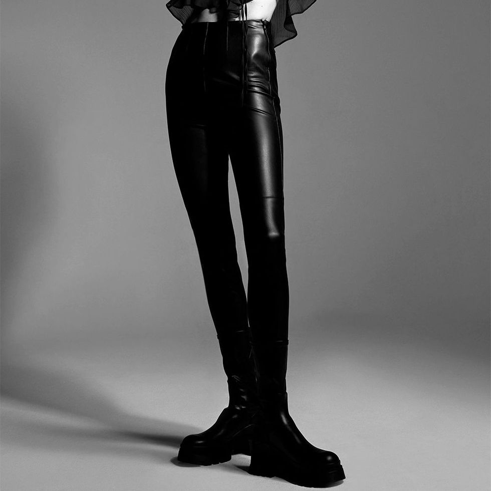 Zara Black Faux Leather Skinny High Waisted Leggings Blogger Favorite Pants  NWT
