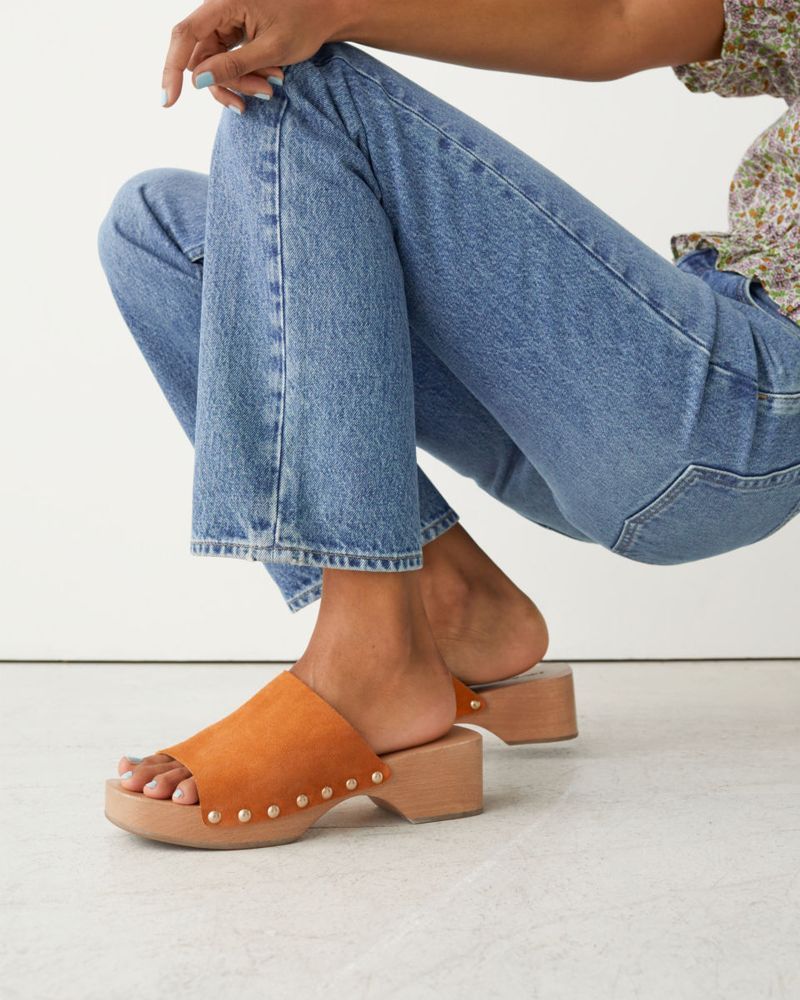 Wooden discount mules sandals