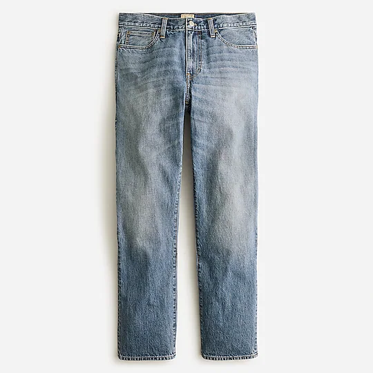 Classic Relaxed-Fit Jean in Four-Year Wash