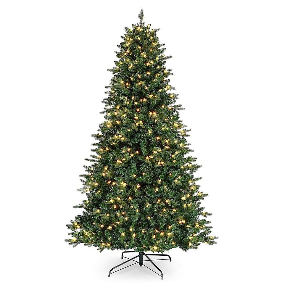 Alexa-Compatible Vermont Spruce LED Christmas Tree