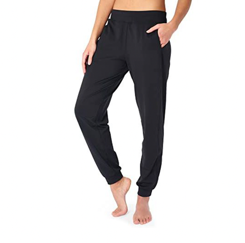 12 Best Yoga Pants For Women, According To Reviews In 2022