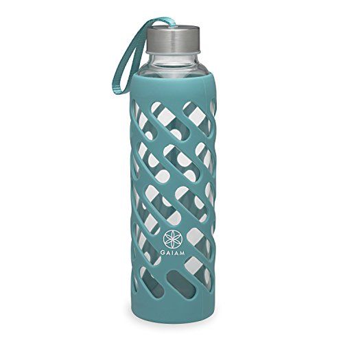 The 8 Best Glass Water Bottles to Use All the Time