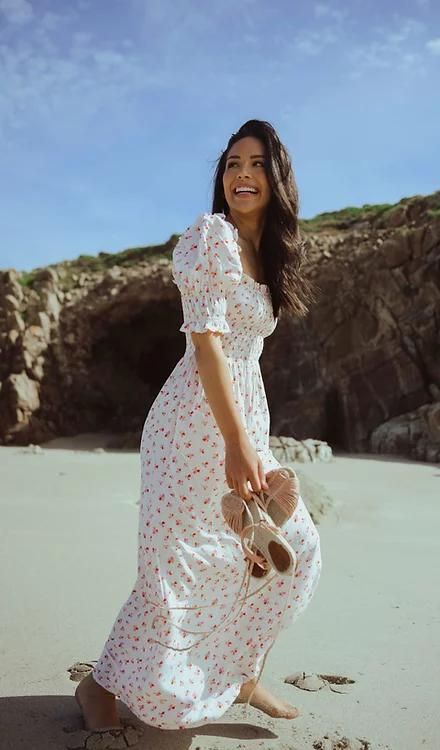 Tamara Falc luce un vestido boho de inspiraci n Bridgerton ideal