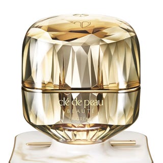 Cle de Beau Beauty without cream Clé de Peau Beauté La Crème
