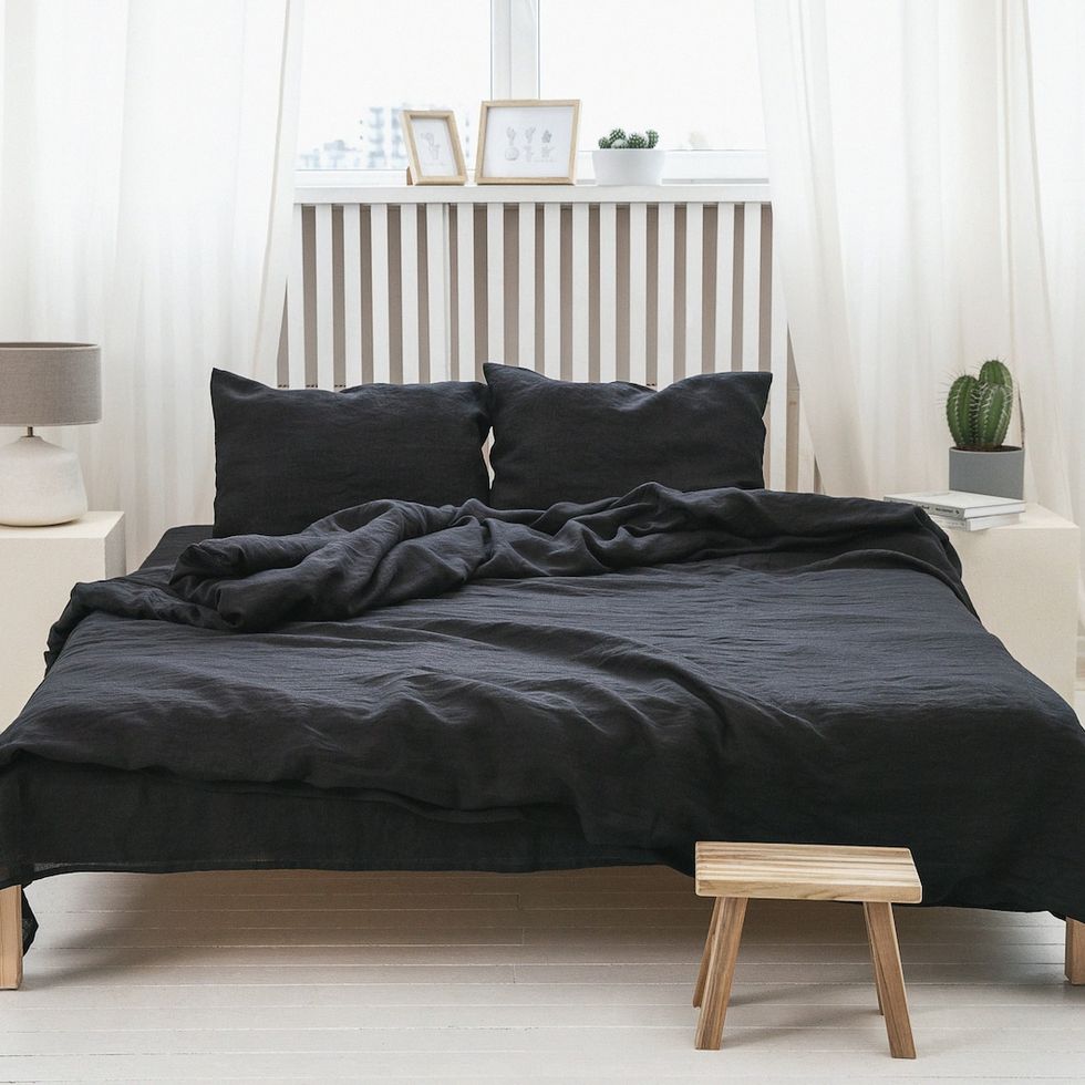 Black linen bedding set