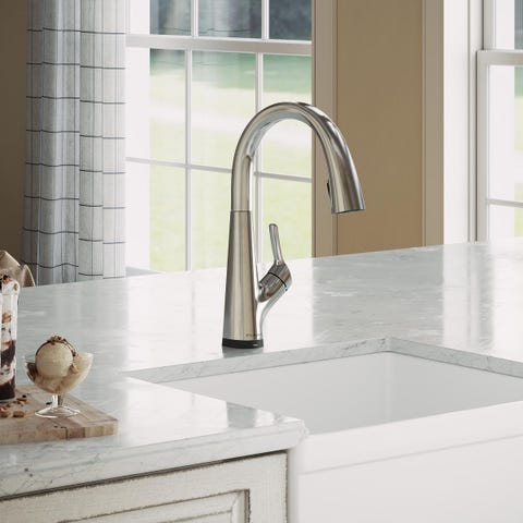 The Best Kitchen Faucets in 2022, According to Our Kitchen Issue