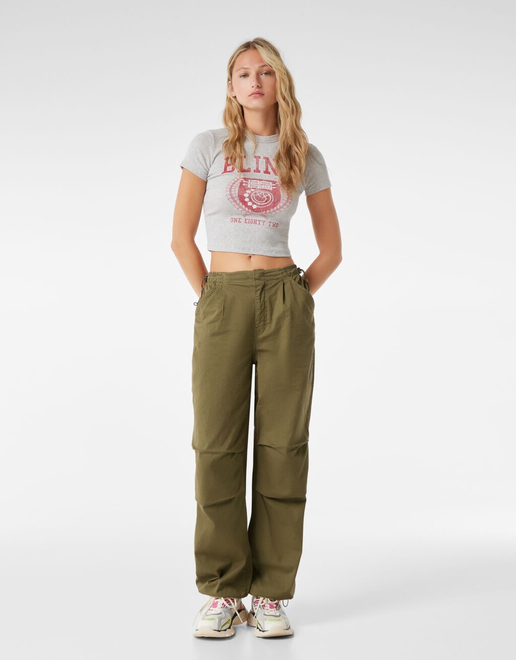 Pantalon best sale verde bershka