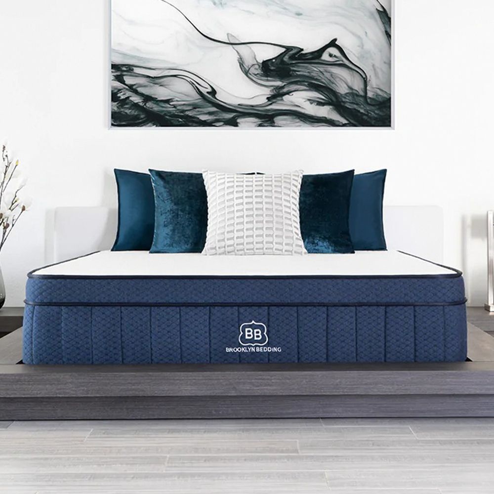 The 5 Best Cooling Mattresses in 2022 - Cooling Mattress Reviews