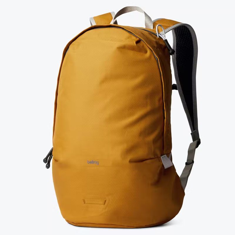 Daypack for outlet travel