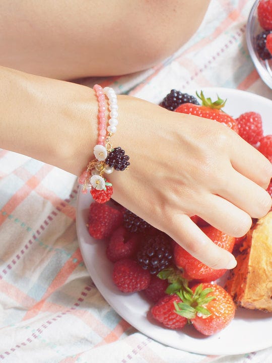 Very Berry Freshwater Pearl Bracelet