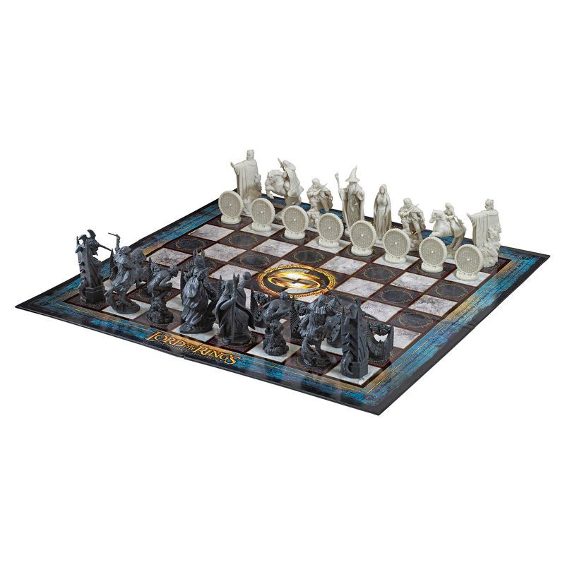 LOTR Chess Set 