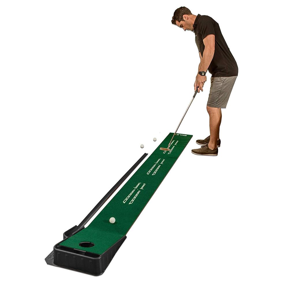 Accelerator Pro Indoor Putting Green with Ball Return