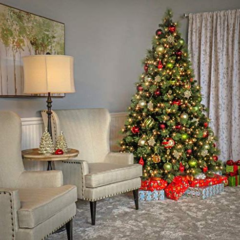 Carolina Pine Artificial Pre-Lit Christmas Tree