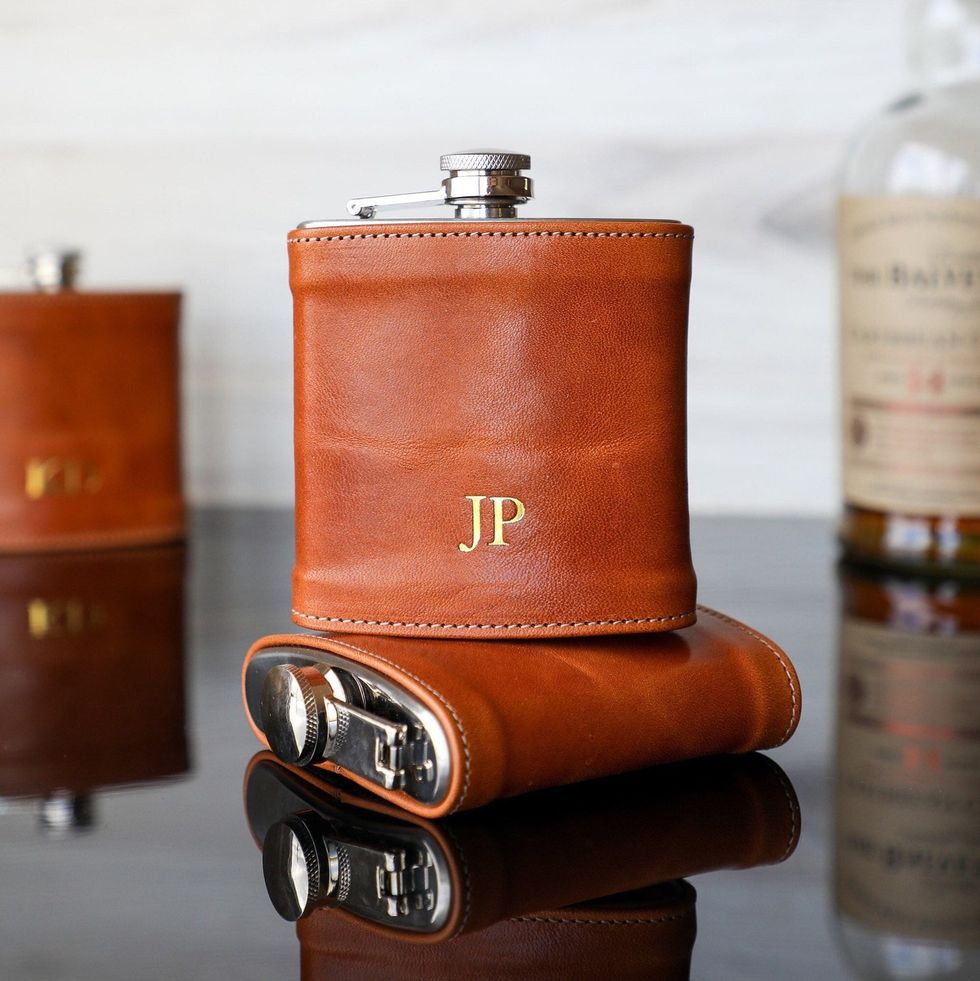Personalized Leather Flask, Groomsman Flask, Monogram Flask, Gift for him Flask, Engraved Flask, Gift for Groomsman,Flask for Dad, Hip Flask