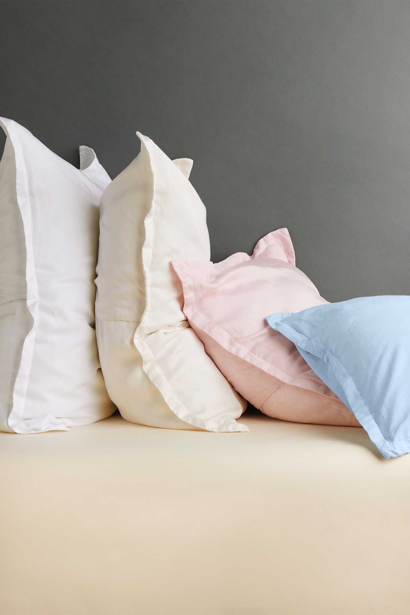 Best place to clearance shop for pillows