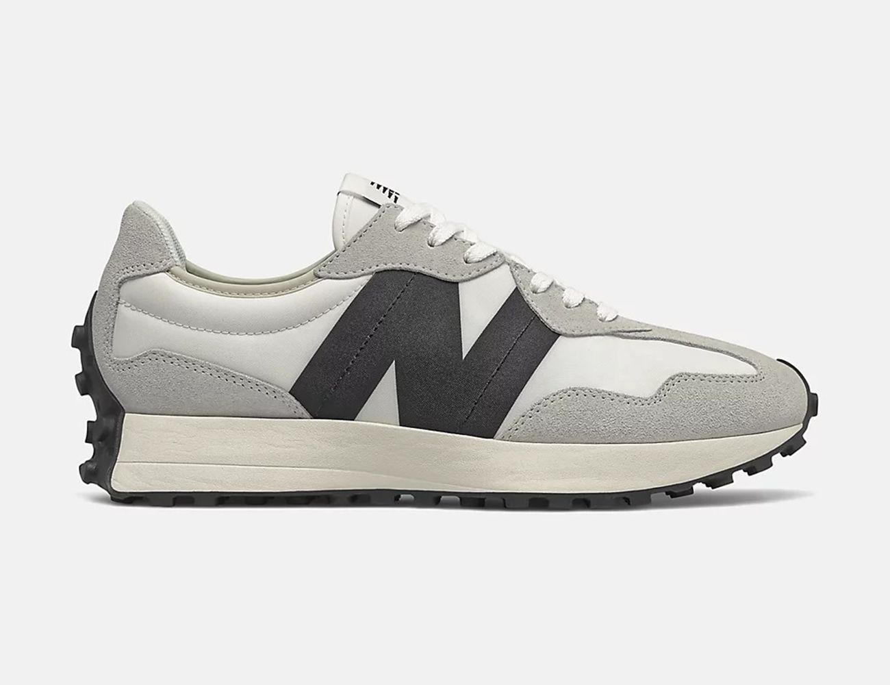 old style new balance shoes