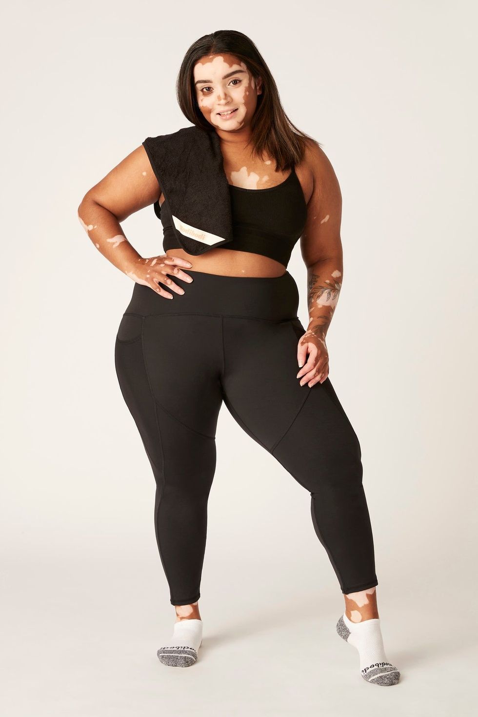 Nike Women's Plus Size Yoga Luxe 7 Inch Shorts
