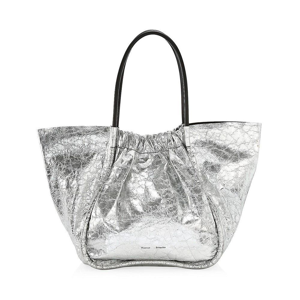 Metallic leather tote bag with large grooves