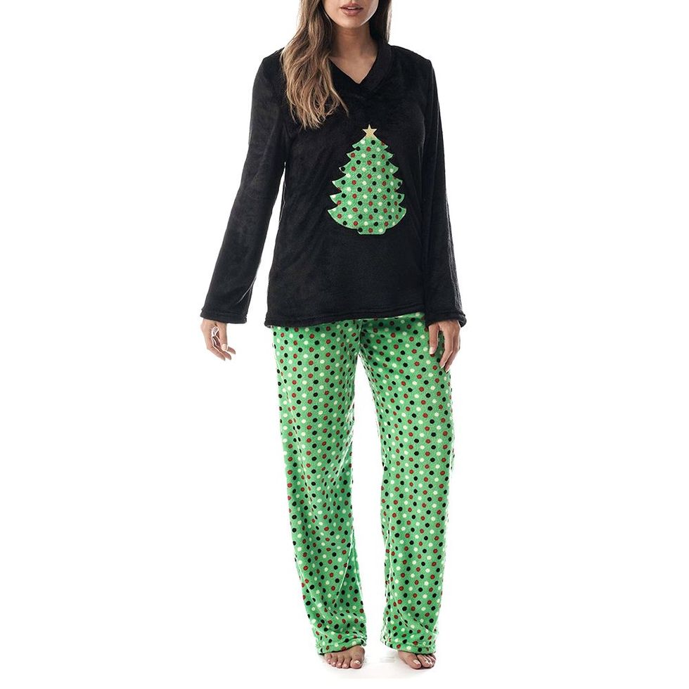 Best Holiday Pajamas For Women 2023