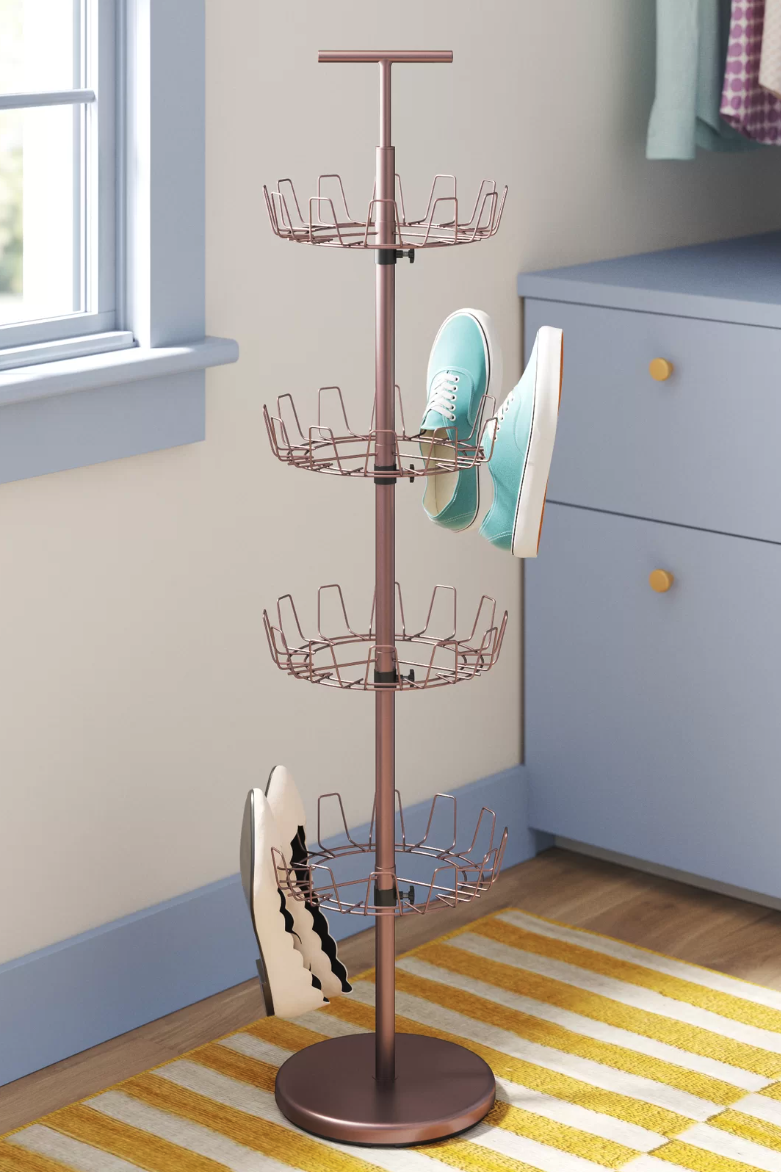 47 Awesome Shoe Rack Ideas (Concepts for Storing Your Shoes)  Diseño de  armario para dormitorio, Armario de lujo, Organización de armarios de  dormitorio