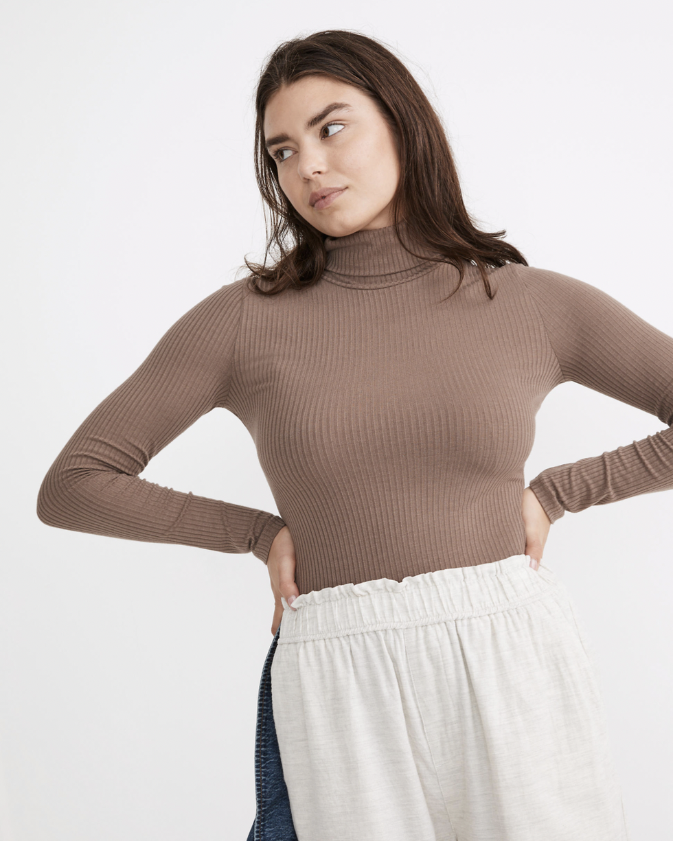 15 Best Turtlenecks for Women 2023 - Warm, Stylish Turtleneck Sweaters