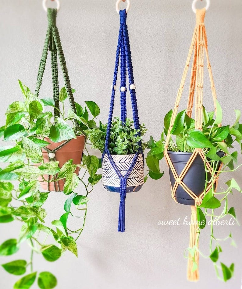 Tassel-Free Plant Hangers 