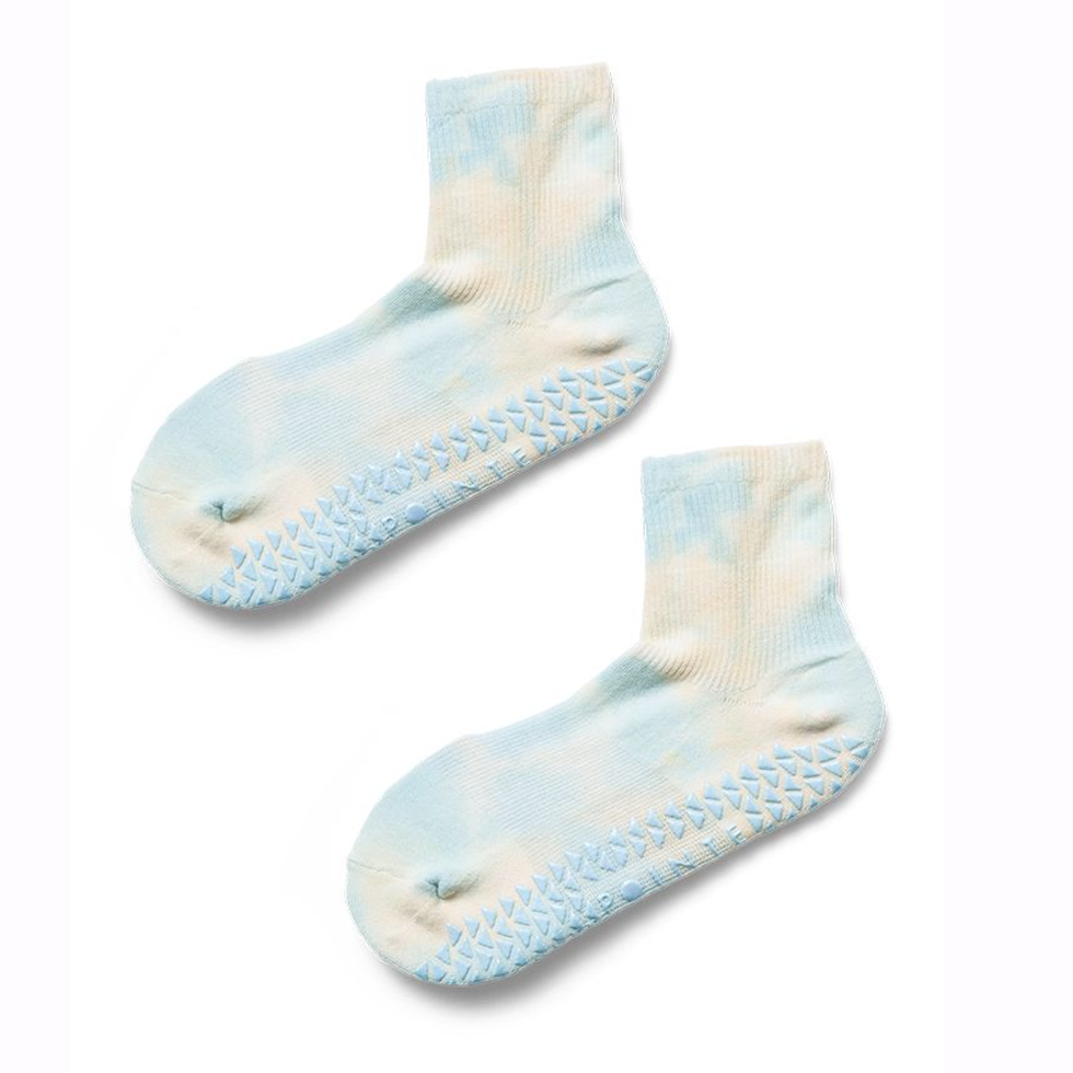 Xianghui Women High Quality Cotton Ankle Pilates Toeless Yoga Socks with  Grips - China Yoga Socks and Toeless Yoga Socks price