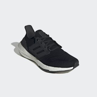 Adidas Ultraboost 22 Shoe